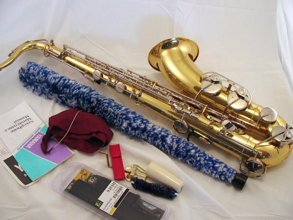 Yamaha Tenor Student Saxophone, Model YTS-23