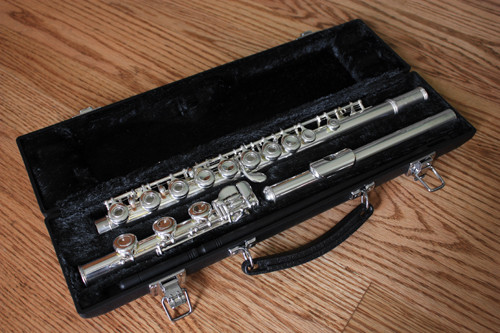 Yamaha 381 Intermediate Flute-Excellent Condition!