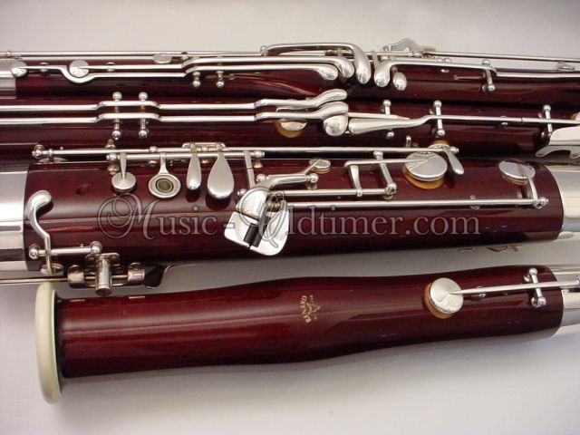 Picture of bassoon - Excellent Fox Renard model 222 Bassoon   www.Music-Oldtimer.com